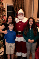 12-16-17 - Christmas Photos at the Navarro's